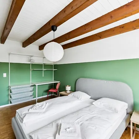 Cozy Close To The Center Of Forch アパート *