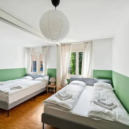 公寓 Cozy Close To The Center Of Forch *