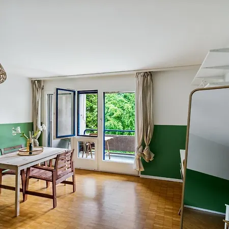 Cozy Close To The Center Of Forch 公寓 *