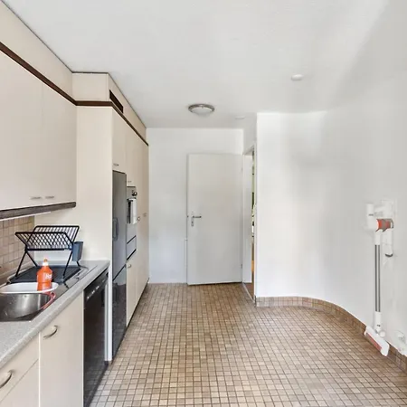 Cozy Close To The Center Of Forch *