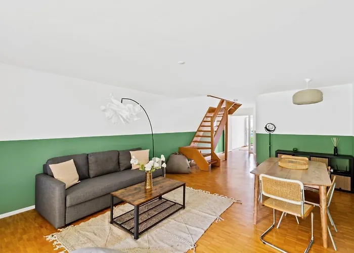 Apartament Cozy Close To The Center Of Forch *