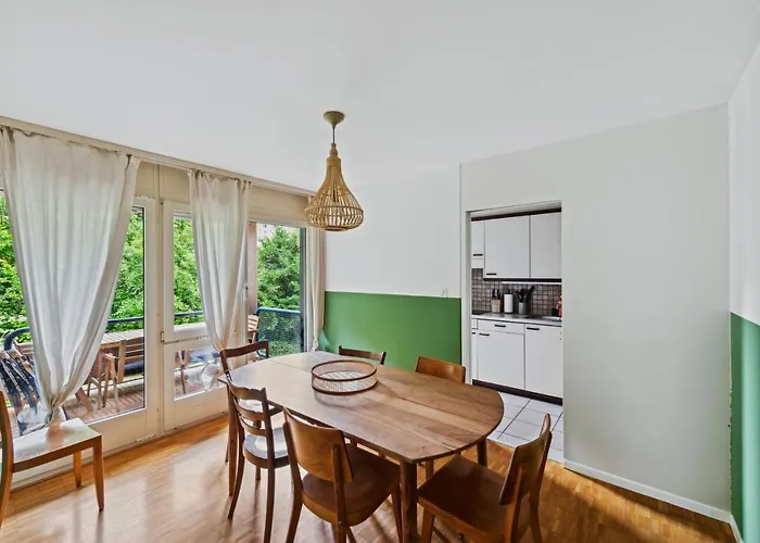 Cozy Close To The Center Of Forch Apartamento