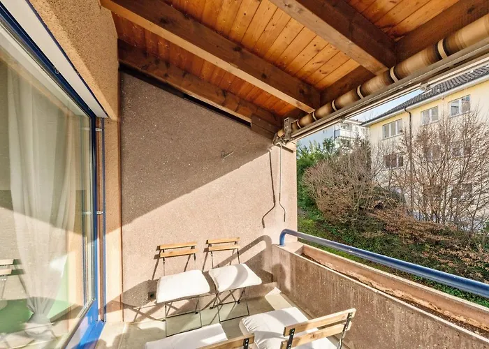 Cozy Close To The Center Of Forch Apartament Zurych