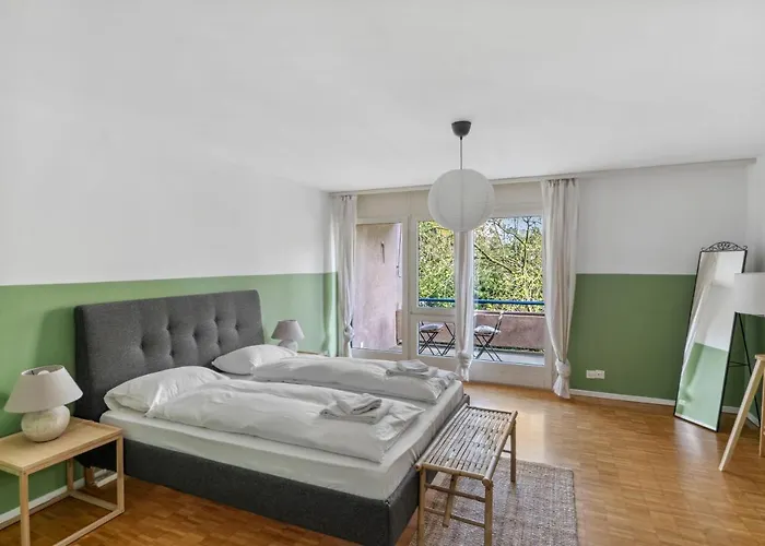 Cozy Close To The Center Of Forch *