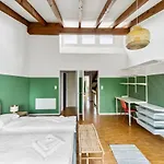 公寓 Cozy Close To The Center Of Forch *