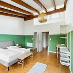 Cozy Close To The Center Of Forch