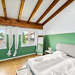 公寓 Cozy Close To The Center Of Forch