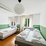 公寓 Cozy Close To The Center Of Forch *