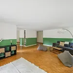 Cozy Close To The Center Of Forch