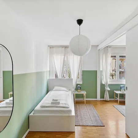 Cozy Close To The Center Of Forch アパート チューリッヒ