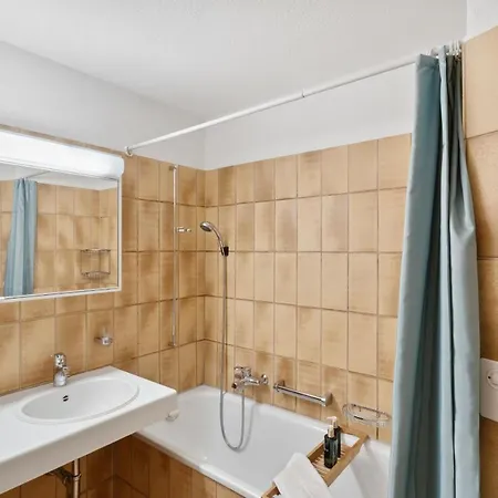 Cozy Close To The Center Of Forch アパート *