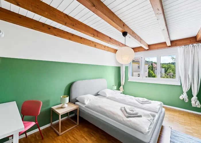 Cozy Close To The Center Of Forch Appartement