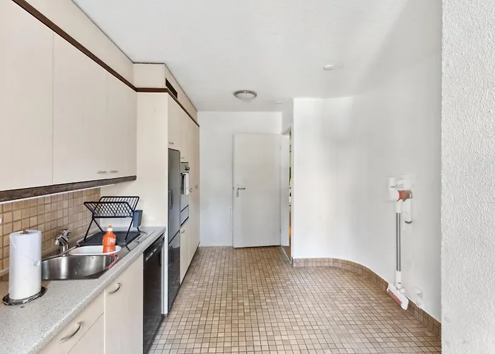 Cozy Close To The Center Of Forch *