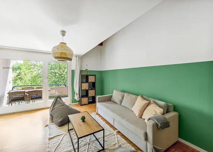 Cozy Close To The Center Of Forch *