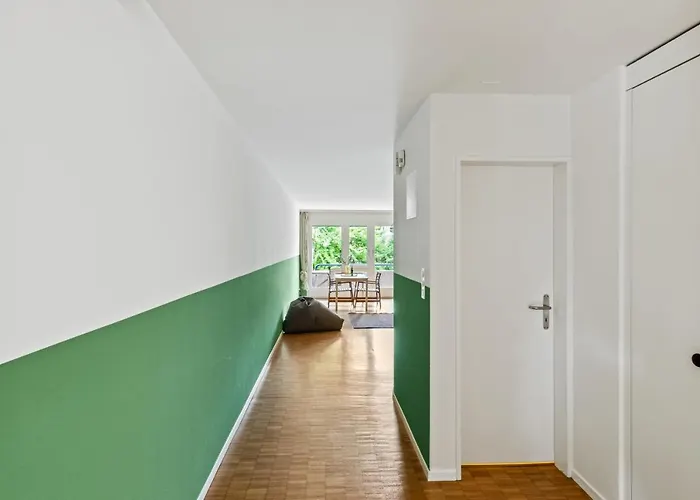 Cozy Close To The Center Of Forch Lägenhet Zürich